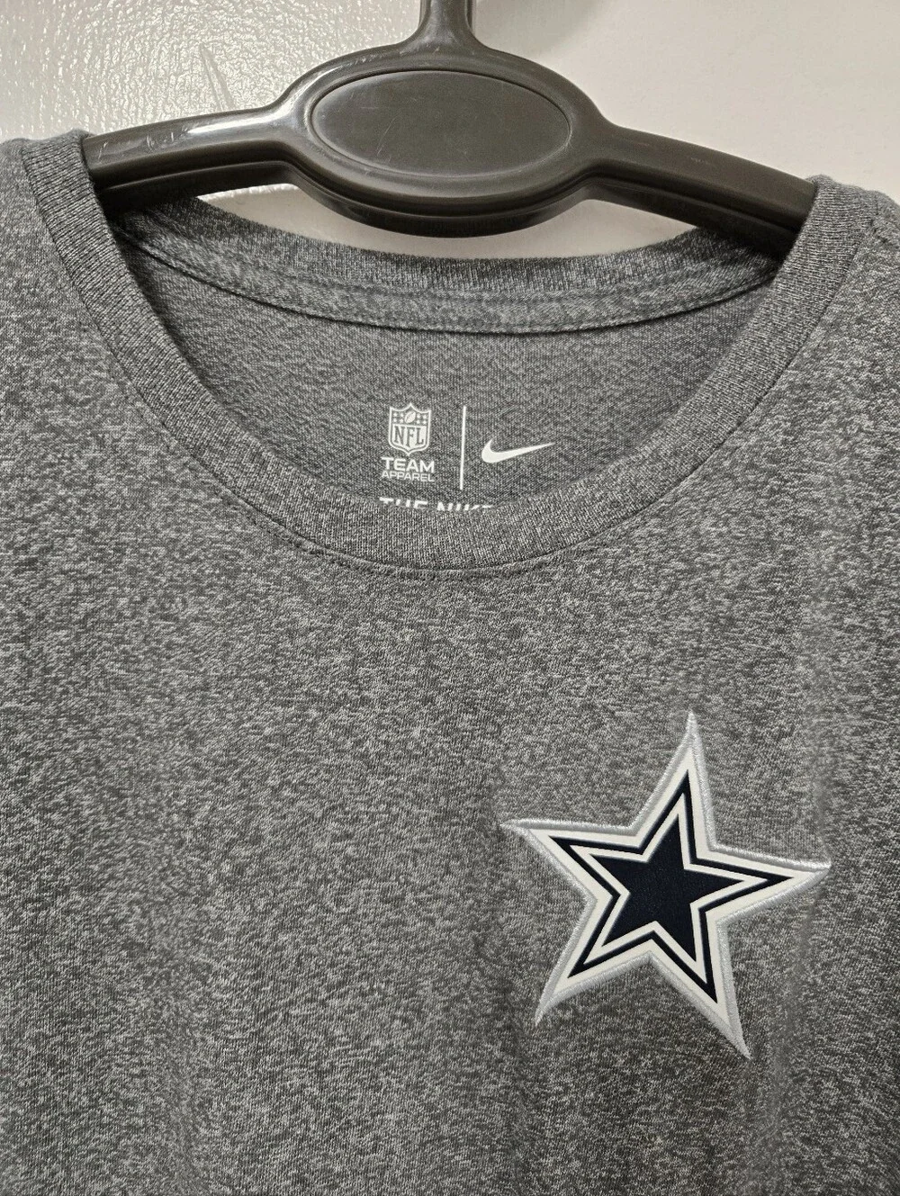 NFL Team Apparel The NIKE TEE Dallas Cowboys T-Shirt Sz XL Grey Athletic Fit